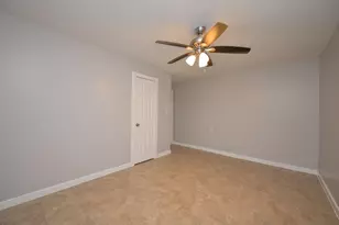10338 Flaxman St, Houston, TX 77029 - Photo 10