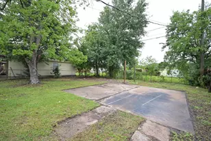 10338 Flaxman St, Houston, TX 77029 - Photo 4
