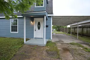 10338 Flaxman St, Houston, TX 77029 - Photo 2