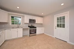 10338 Flaxman St, Houston, TX 77029 - Photo 18