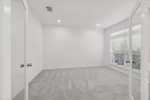 419 Overland Park Dr, Houston, TX 77049 - Photo 12