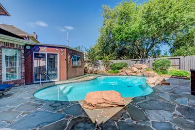 502 Lake Bend Drive, Sugar Land, TX 77479 - Photo 6