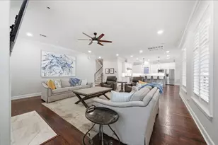 315 E 24th St, Houston, TX 77008 - Photo 8