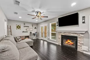 2908 Elm Grove Ct, Kingwood, TX 77339 - Photo 4