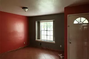 11315 Stroud Dr, Houston, TX 77072 - Photo 2