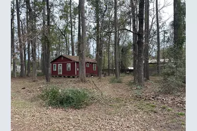 157 Honeysuckle, Livingston, TX 77351 - Photo 2