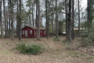 157 Honeysuckle, Livingston, TX 77351 - Photo 2