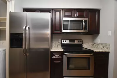 700 Thicket Lane #704, Houston, TX 77079 - Photo 14