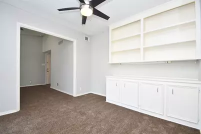 700 Thicket Lane #704, Houston, TX 77079 - Photo 10