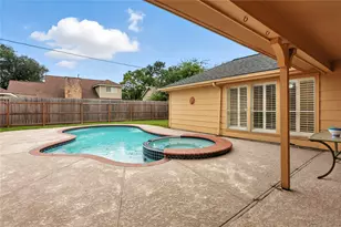 2618 Fontana Dr, Houston, TX 77043 - Photo 38