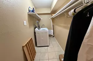 4643 Wild Indigo St, Houston, TX 77027 - Photo 10