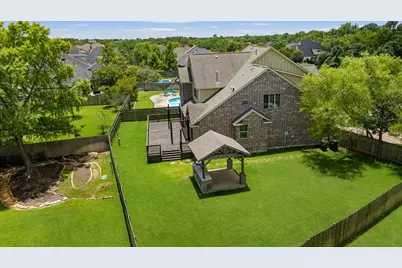 2136 Rockcliffe Loop, College Station, TX 77845 - Photo 2