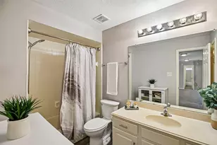 227 Cheddington Dr, Katy, TX 77450 - Photo 40