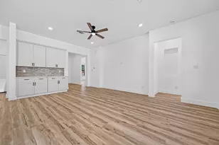 1424 Flamingo St, Conroe, TX 77385 - Photo 12