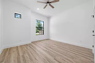 1424 Flamingo St, Conroe, TX 77385 - Photo 26