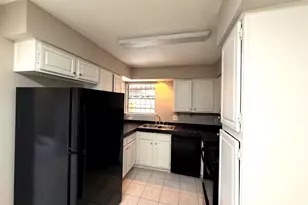 5817 W Tidwell Rd, Houston, TX 77092 - Photo 10