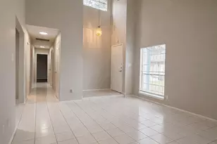 5817 W Tidwell Rd, Houston, TX 77092 - Photo 6