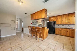 4501 Verdome Ln, Houston, TX 77092 - Photo 8