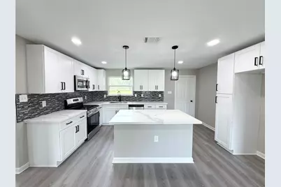 2626 Woodland Street, La Marque, TX 77568 - Photo 1