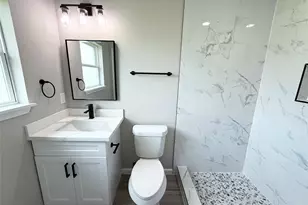 2626 Woodland St, La Marque, TX 77568 - Photo 8