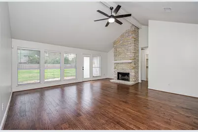 914 Garrett Drive, Magnolia, TX 77354 - Photo 2