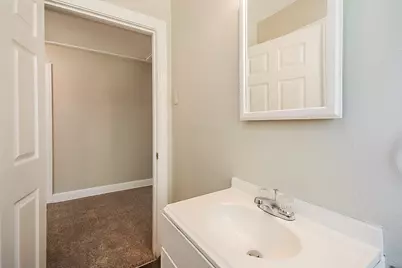 706 E Humble Street, Baytown, TX 77520 - Photo 16