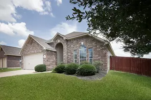 1014 Shadow Glenn Dr, Conroe, TX 77301 - Photo 2