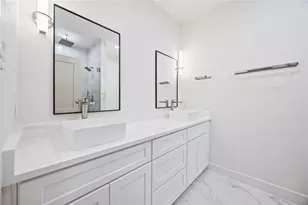 5222 Gold St, Houston, TX 77026 - Photo 14