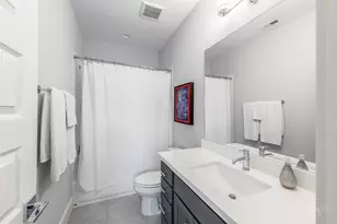 1103 Pearlwood Dr, Houston, TX 77008 - Photo 34