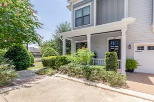 1103 Pearlwood Dr, Houston, TX 77008 - Photo 2