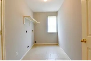4742 Stoney Point Ct, Sugar Land, TX 77479 - Photo 10