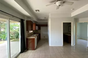 3815 Putnam Dr, Bacliff, TX 77518 - Photo 6