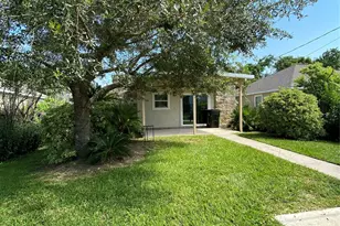 3815 Putnam Dr, Bacliff, TX 77518 - Photo 2