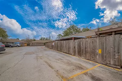 1939 Campbell Road #1939, Houston, TX 77080 - Photo 34