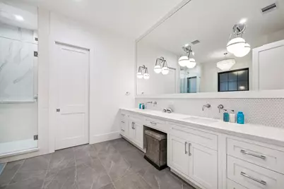 4036 Lanark Lane, Houston, TX 77025 - Photo 18