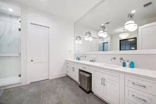 4036 Lanark Ln, Houston, TX 77025 - Photo 18