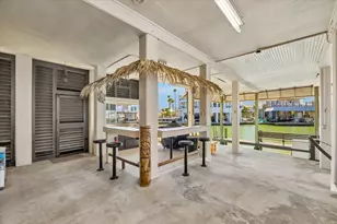 203 Kahmeha Dr, Tiki Island, TX 77554 - Photo 28