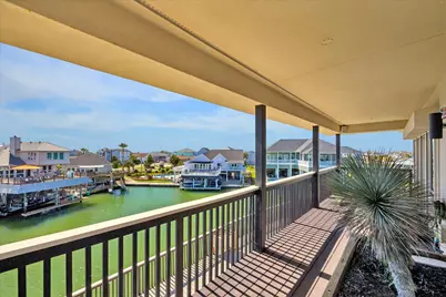 203 Kahmeha Drive, Tiki Island, TX 77554 - Photo 26