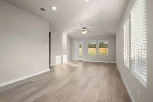 16529 Breezy Knl Ct, Conroe, TX 77302 - Photo 10