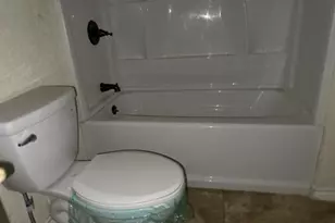 129 New York Ave, Lakehills, TX 78063 - Photo 18