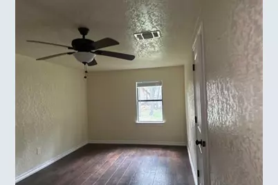 129 New York Avenue, Lakehills, TX 78063 - Photo 14