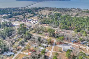 138 Pecan, Onalaska, TX 77360 - Photo 32