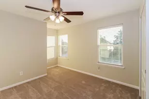 1315 Lucas St, Pearland, TX 77581 - Photo 4