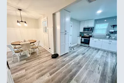 1217 18th Avenue N, Texas City, TX 77590 - Photo 6
