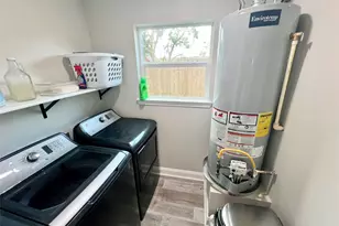 1217 18th Ave N, Texas City, TX 77590 - Photo 18