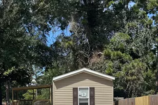 13230 Captain Cir, Willis, TX 77318 - Photo 2