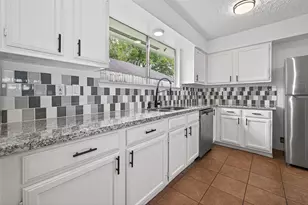 22623 Blair Manor Ln, Katy, TX 77449 - Photo 2