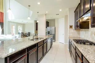 4622 Regal Shadow Ln, Sugar Land, TX 77479 - Photo 12