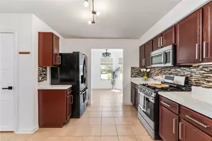 16734 Warbler Dr, Conroe, TX 77385 - Photo 6