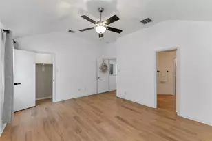 16734 Warbler Dr, Conroe, TX 77385 - Photo 14